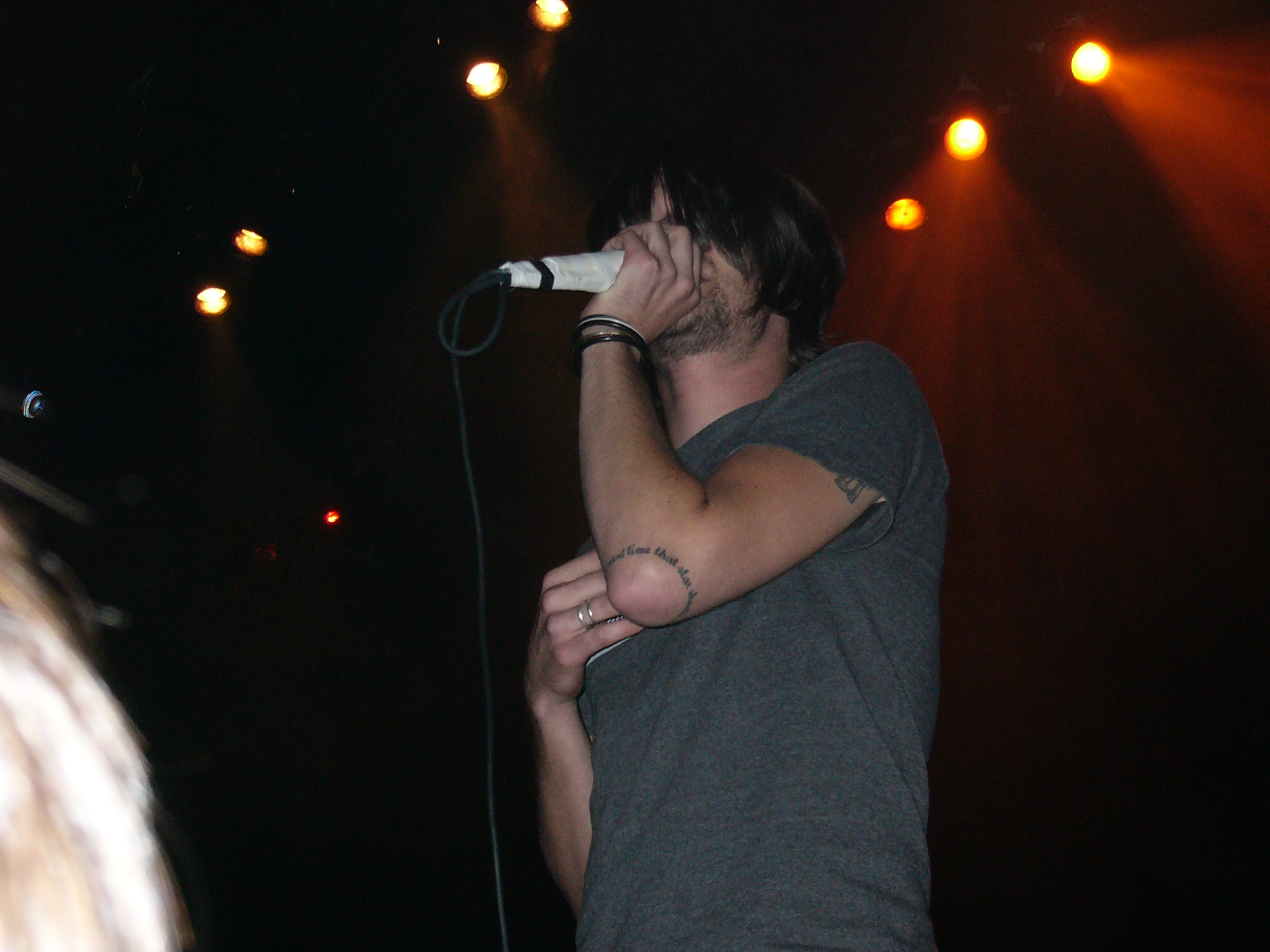 emo038.jpg